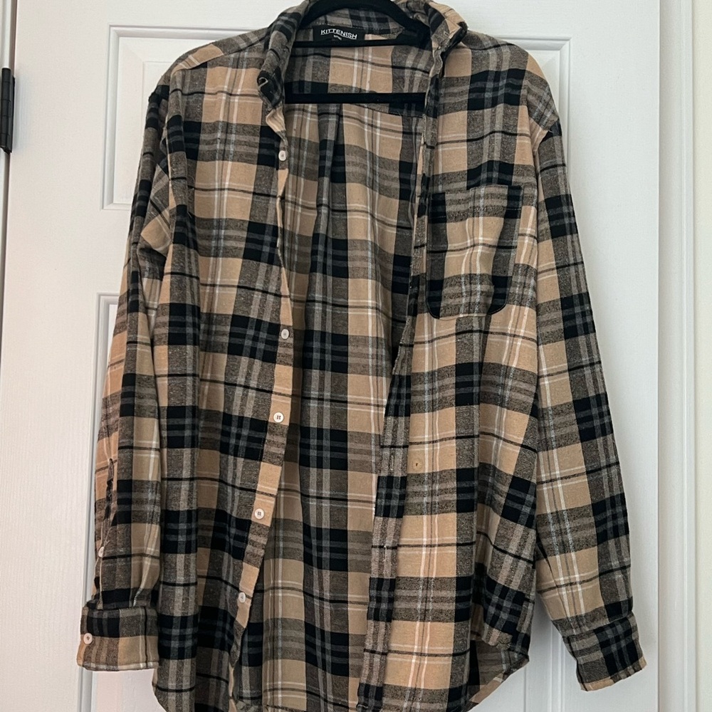 Kittenish Beige and Black Plaid Button-Down Jacket
